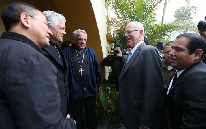 Kuczynski se reunió con miembros de la Conferencia Episcopal Peruana