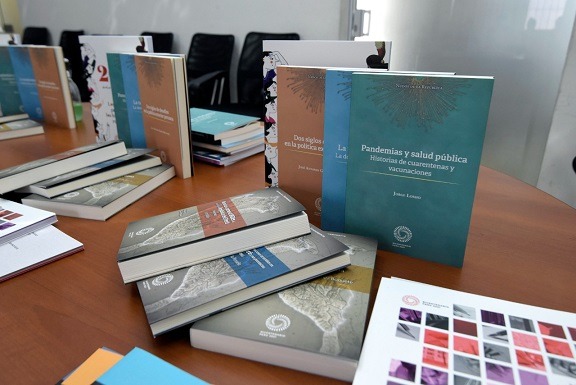 Proyecto Bicentenario presente en la FIL de Lima con conversatorios e invitados especiales 