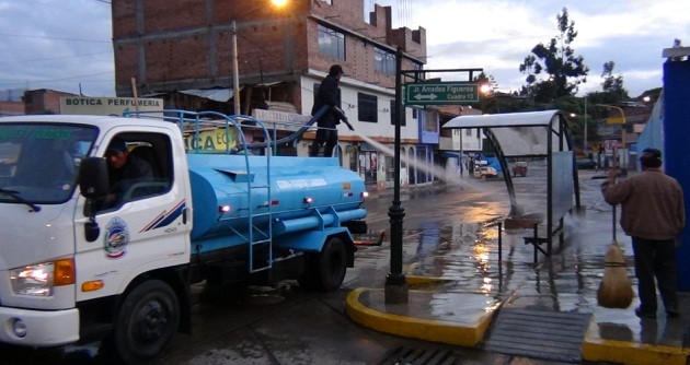 Realizan jornada de limpieza de calles aledañas al santuario señor de la soledad