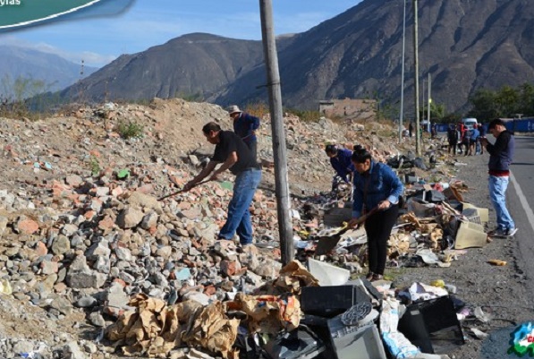 Municipalidad de Huaylas realiza jornadas de limpieza en el sector Pucapacha
