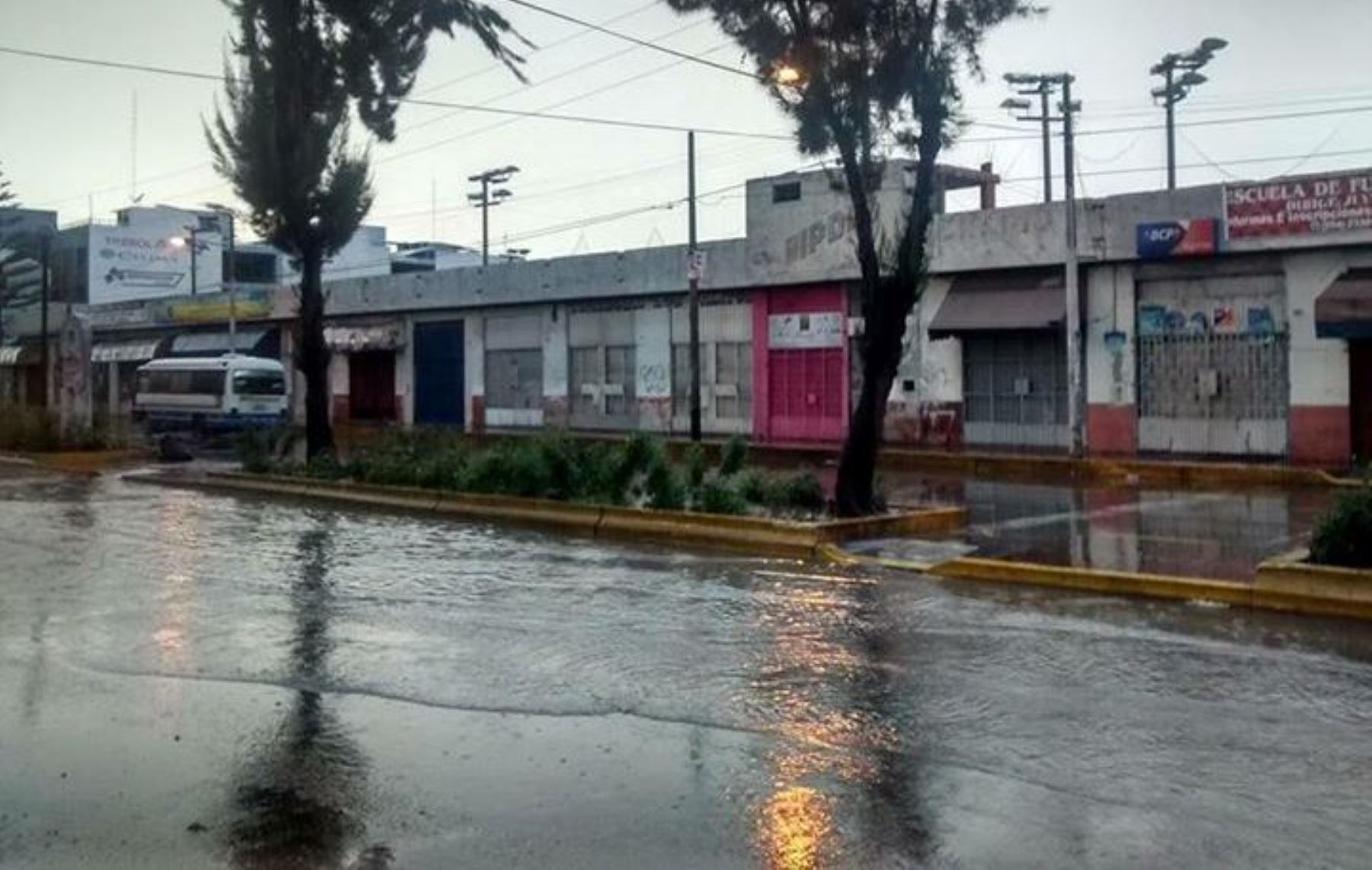 Lluvias y granizo afectarán 16 regiones entre ellas Áncash