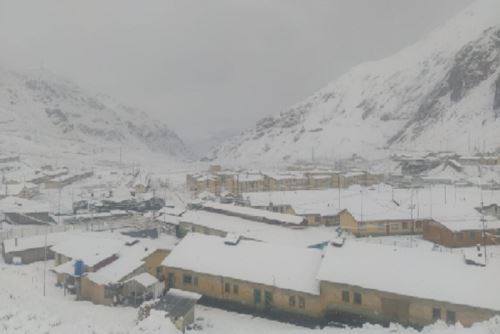 Lluvia intensa, nieve y granizo soportan desde hoy ciudades de la Sierra de varios departamentos