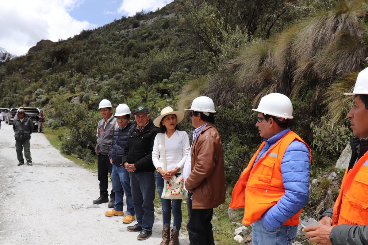   Áncash: inician mantenimiento periódico de tramo de vía Yungay-Llacma