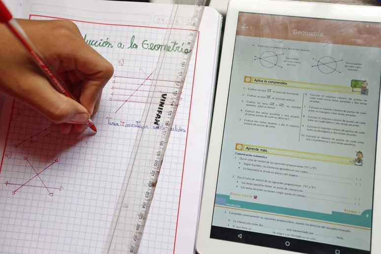 Indecopi advierte que escolares de colegios privados pueden estudiar con libros usados