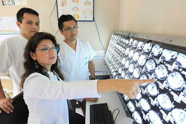 EsSalud convoca a médicos, enfermeras y tecnólogos para trabajar en Emergencias Rebagliati