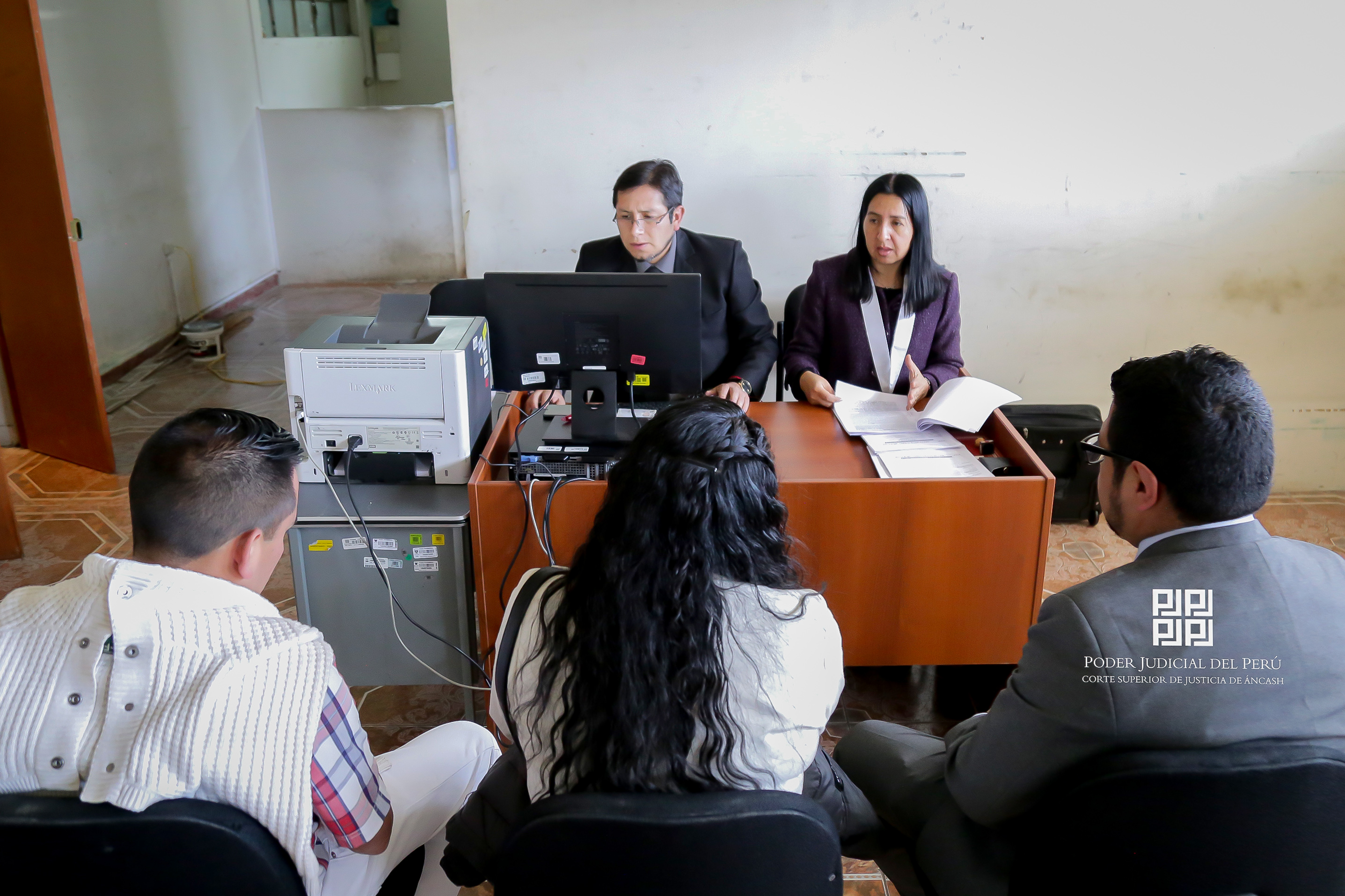 Jueces de Familia dictan 14 medidas de protección en audiencias en comisaría de Huaraz