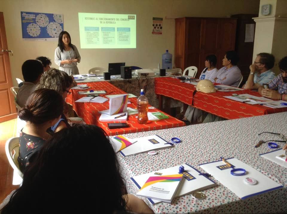 Diálogos descentralizados sobre reformas en favor de la democracia inició Transparencia