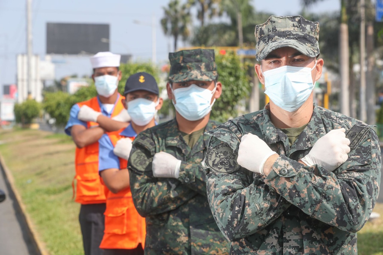 Más de 55,000 militares velarán cumplimiento de medidas contra el covid-19