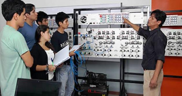 Docentes de institutos podrán participar en concurso “Tukuy Ruraq Amauta - Maestro que todo lo hace"