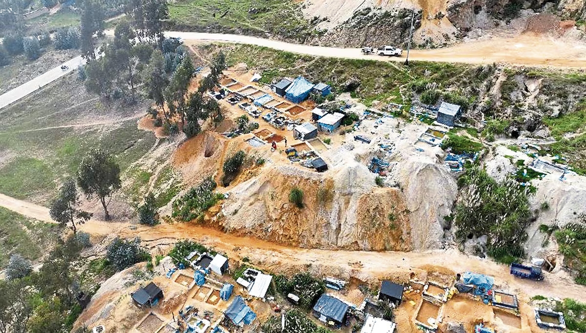 Incautan 36 kg de oro a empresa ligada a la familia Miu Lei
