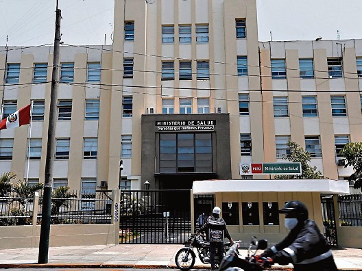¿Cómo afectan los cambios y renuncias en el Minsa a todos los peruanos?