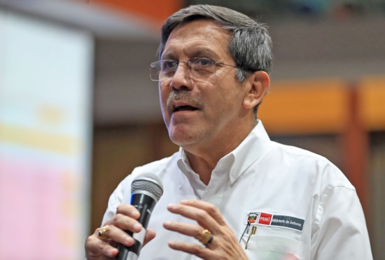 Ministro de Defensa: “Población quiere trabajar y que economía no se paralice”