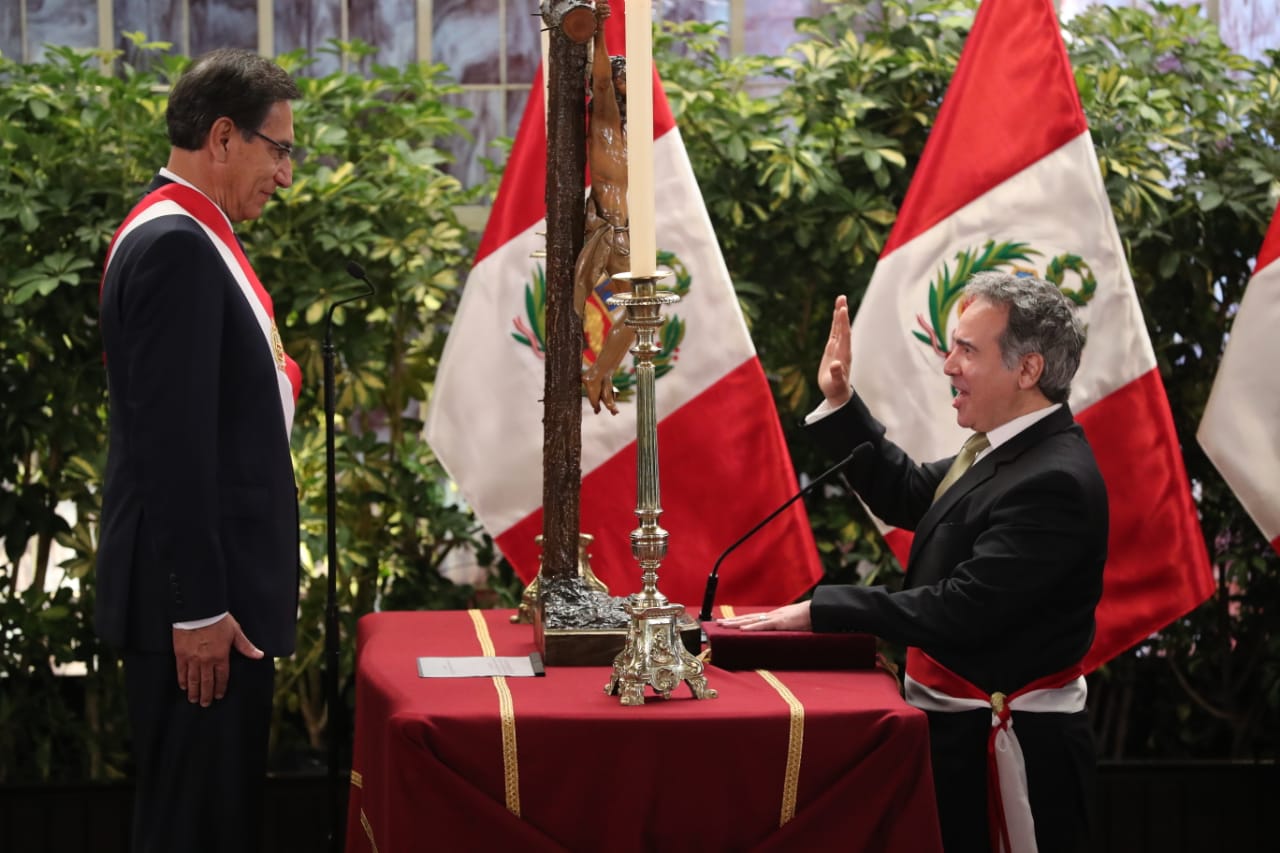 Francisco Petrozzi juramentó como nuevo ministro de Cultura