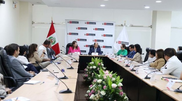 Ministro de Trabajo lideró instalación de mesa clave para formalización laboral en la agroexportación