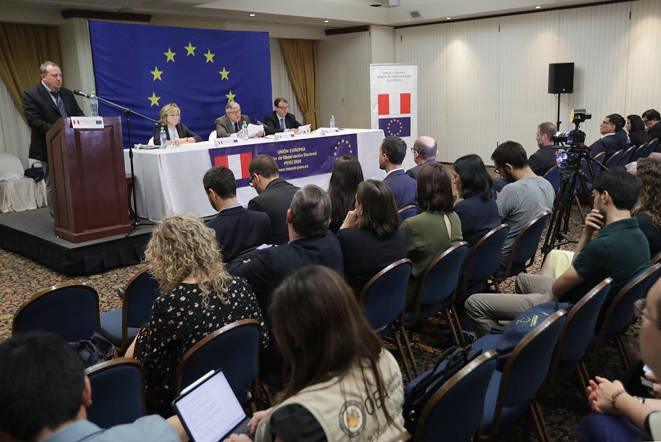 Misiones de observación destacan labor de organismo electorales peruanos