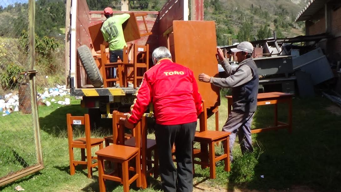 Aija: GRA entregó módulos escolares para institución educativa San Pedro de Coris