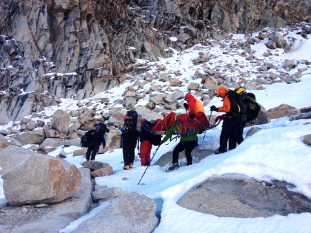 Rescatan con vida a montañistas norteamericanos del nevado Huandoy