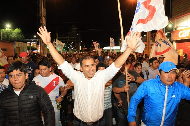 Morillo es el virtual gobernador regional de Áncash, supera  por corto margen a Rebaza