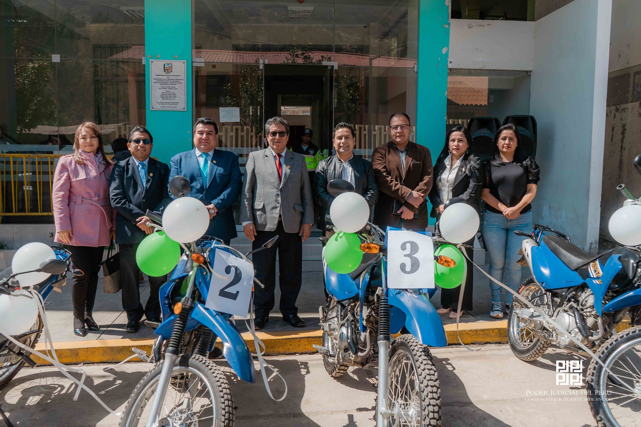 Donan cuatro motocicletas para fortalecer el servicio de justicia de la Corte de Áncash