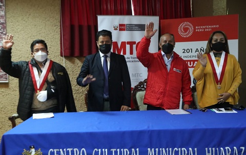 Áncash: titular del MTC participó en sesión descentralizada realizada por congresistas de Áncash 