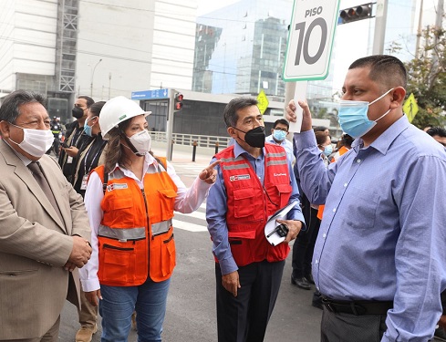 Presentan moción de interpelación multipartidaria contra ministra Dina Boluarte 