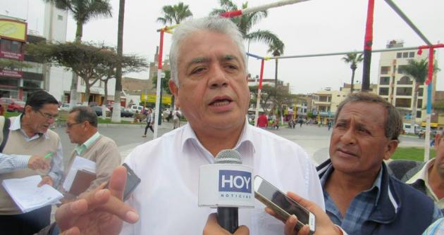 Congresista Ricardo Narváez se pronuncia sobre su colega Yesenia Ponce y Chinecas