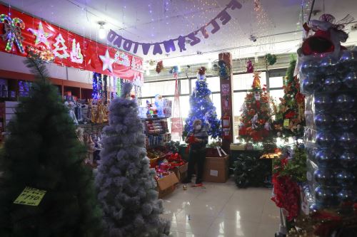 Siga estos consejos durante sus compras navideñas y evita contagio del coronavirus