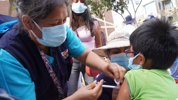 Huaraz: Minsa monitoreará casos covid-19 en colegios que iniciaron clases