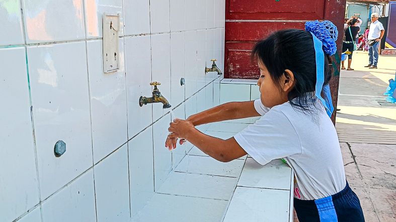 Sunass logra que colegios mejoren cloración del agua a través de programa educativo