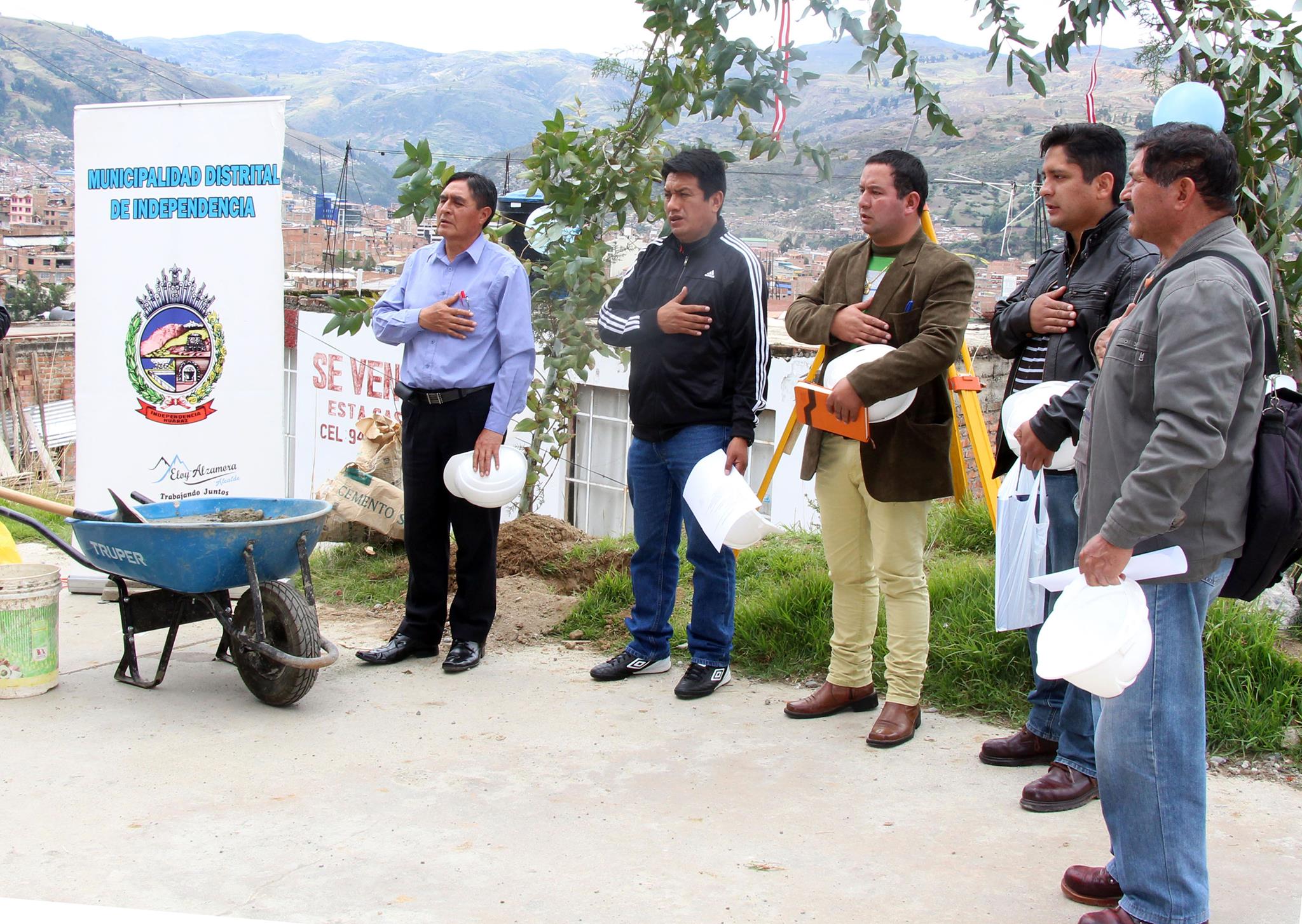 Inician obra de mejoramiento de calles en distrito de Independencia
