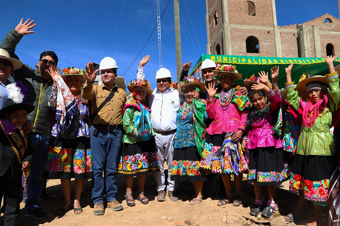 Bolognesi: distritos de Canis y Ticllos tendrán obras de saneamiento y canal de regadío