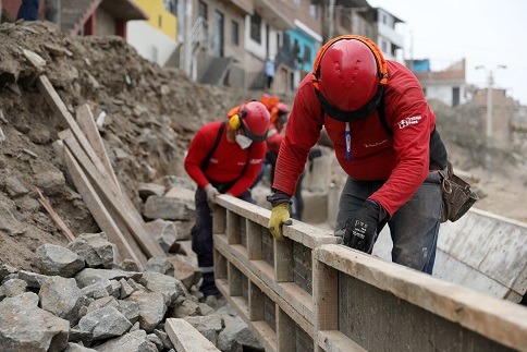 Trabaja Perú contribuyó a reactivación económica generando más de 200 mil empleos temporales