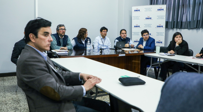 Onpe inició reuniones informativas con 38 organizaciones políticas