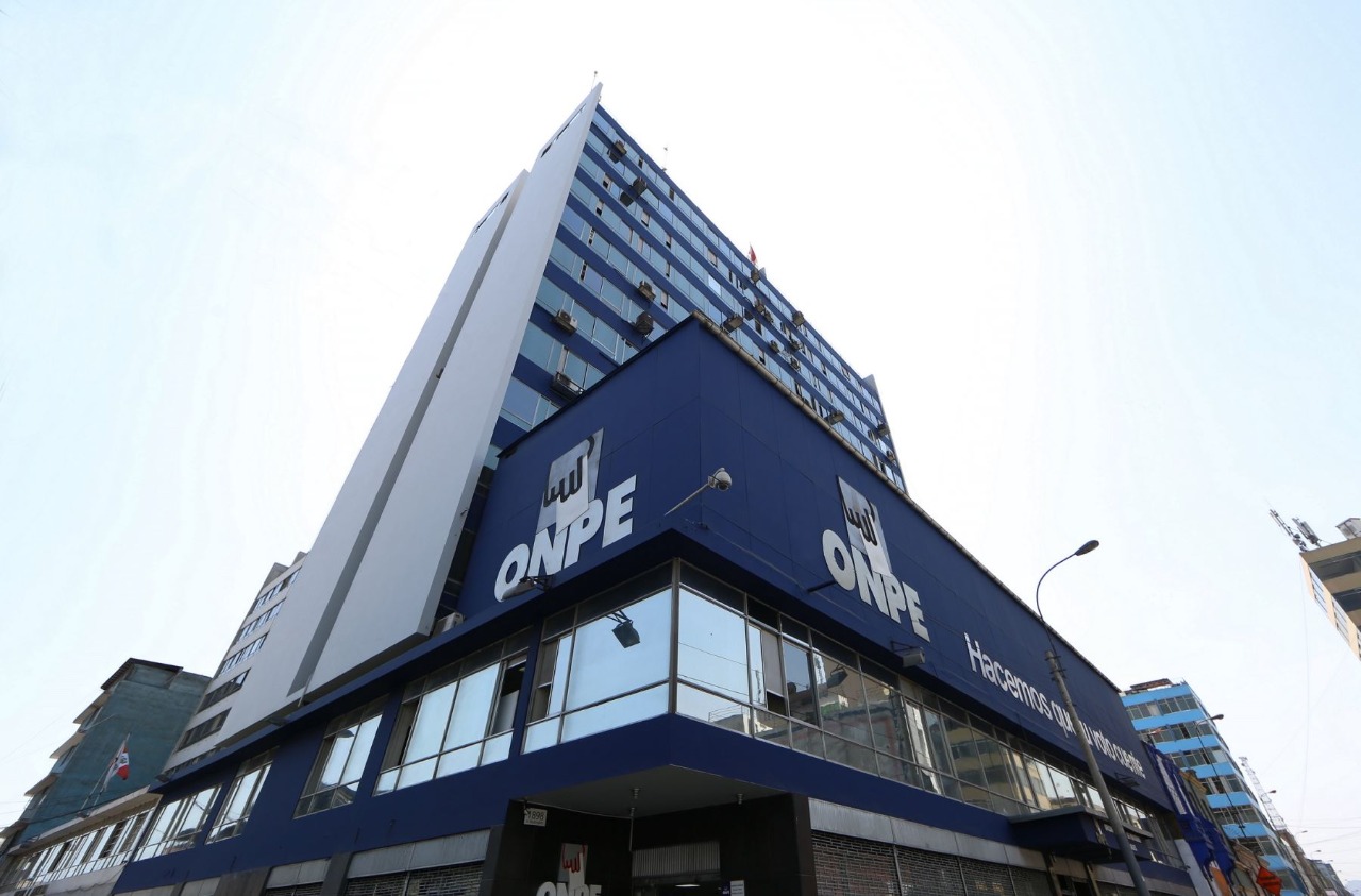 ONPE aprueba lineamientos para el voto de los peruanos residentes en el extranjero  