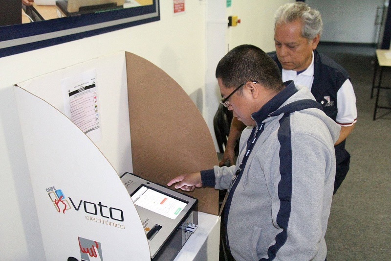 Onpe descarta uso de voto electrónico presencial para las elecciones 2021