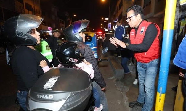 Realizan operativo de control de ordenanza prohibiendo circulación de dos personas en una moto en Independencia
