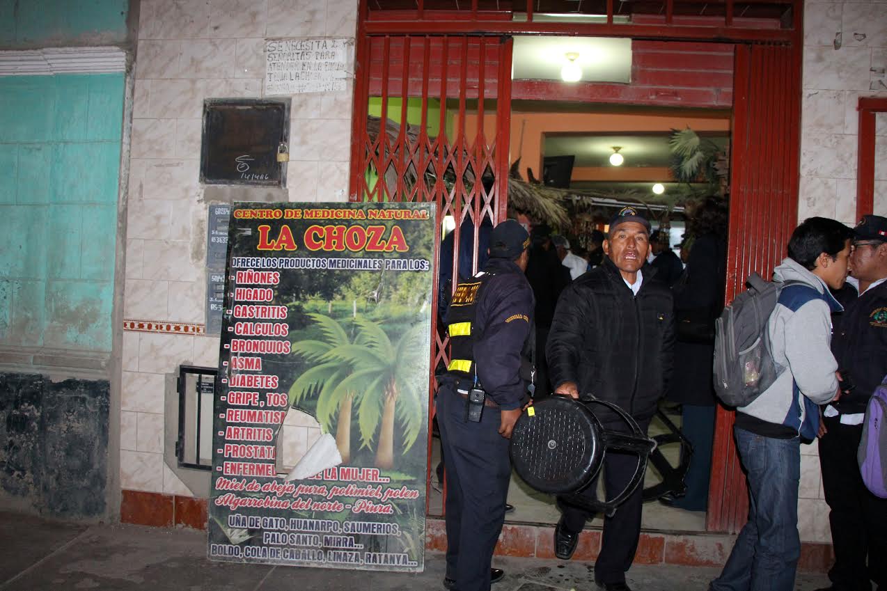  Realizan operativo contra emolienteras que venden alcohol en Independencia