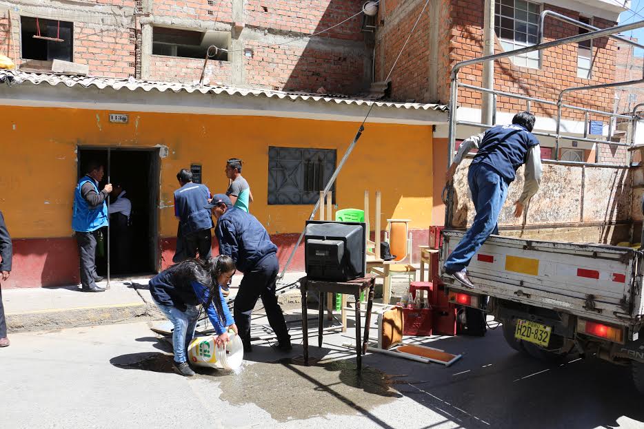 Municipio de Independencia inicia campaña de cierre definitivo de bares clandestinos