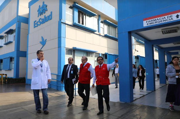 Contraloría supervisará gestión sanitaria y atención de emergencias en 250 establecimientos de salud
