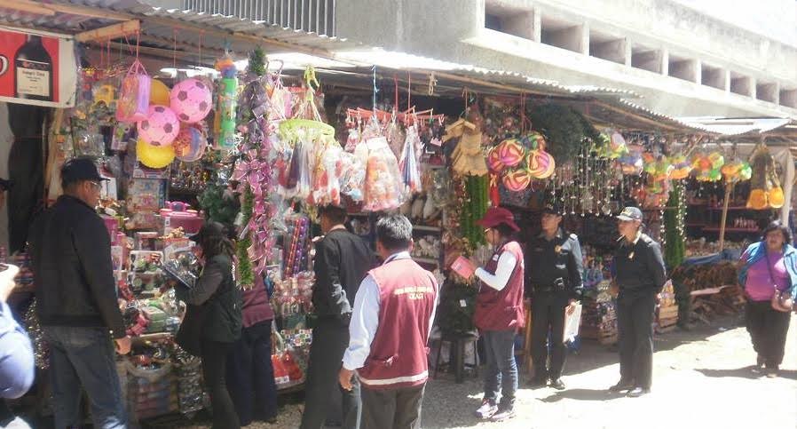 Huaraz: autoridades intensifican operativos para evitar venta de juguetes tóxicos