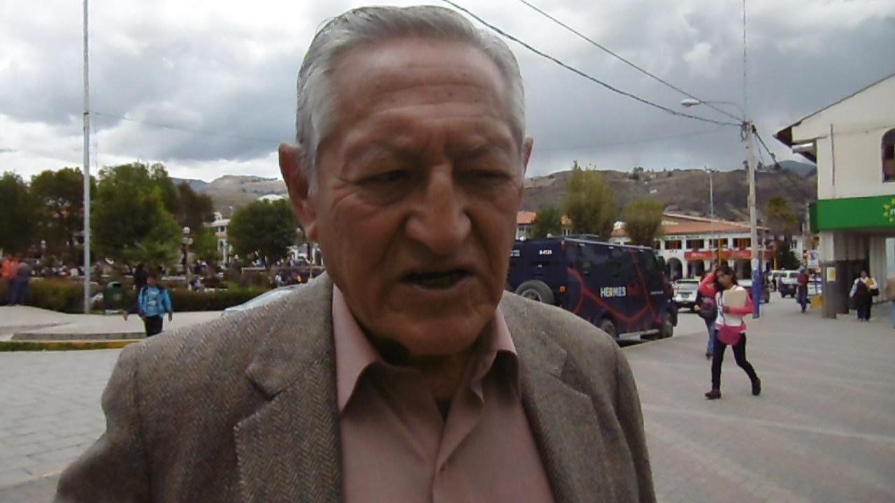 Especialistas efectuarán estudio integral de riesgos en laguna Tullparaju