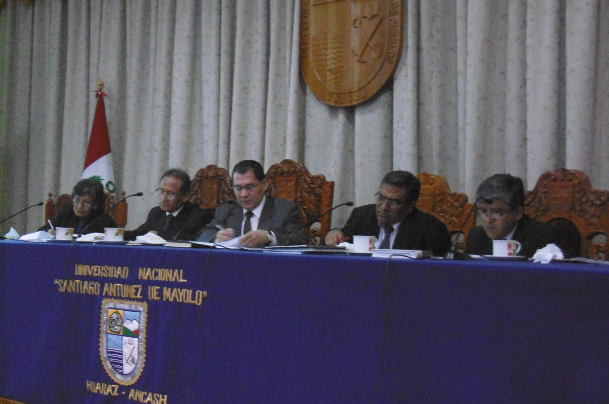 Autoridades proponen creación de Facultad de Ciencias Médicas en la Unasam