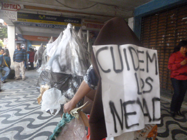 “Nevados ambientalistas” marchan por las calles de Huaraz