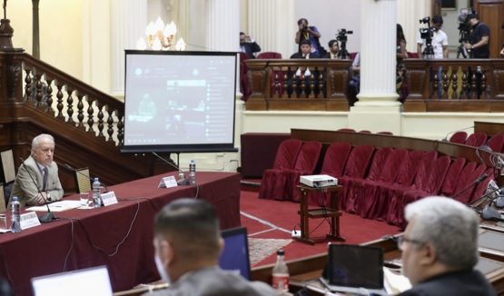 En el Congreso aprueban adelanto de segunda legislatura para el 15 de febrero 