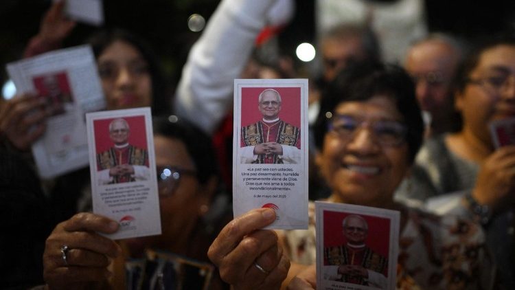 Dos sacerdotes amigos recuerdan los años del Papa León XIV en el Perú