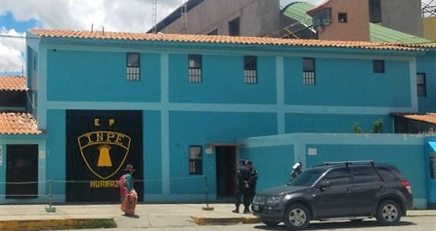 Tras violento motín 35 reclusos del penal de Huaraz son lanchados a la cárcel de Piedras Gordas