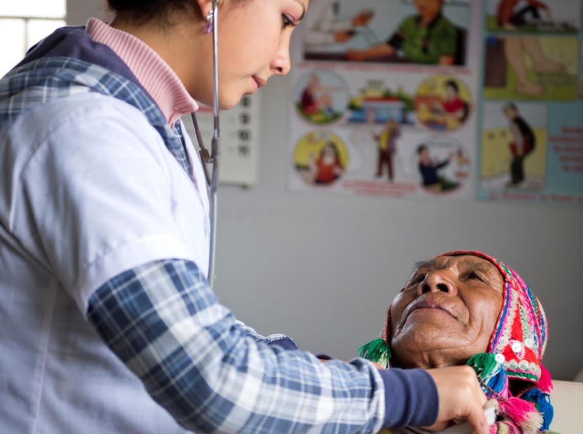 SIS destinó dinero para atención médica a los usuarios de Pensión 65 de todo el país