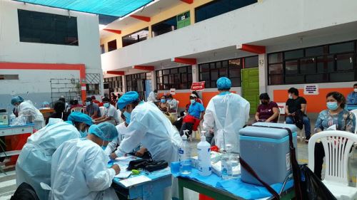 Áncash: 75,000 personas de zonas rurales han sido inmunizadas contra el covid-19 
