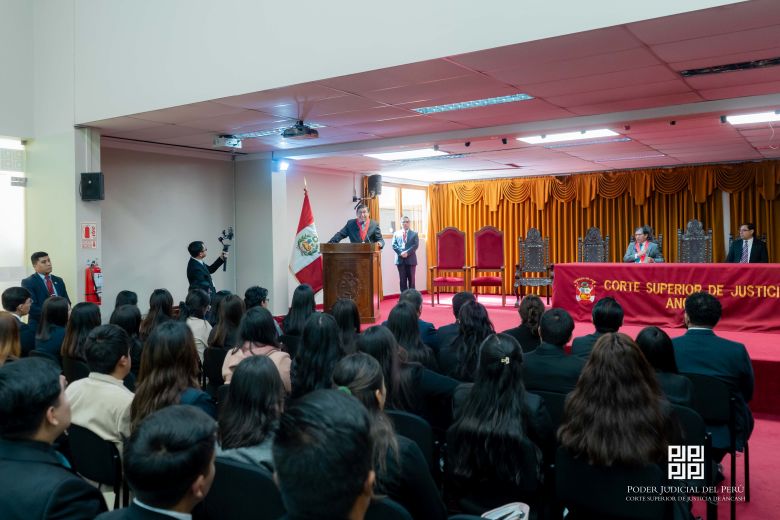 CSJAN recibe a 80 universitarios que cumplirán el Secigra 2025