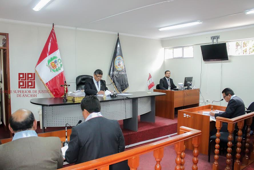 Huaraz: Poder Judicial declara reo contumaz a gobernador Enrique Vargas